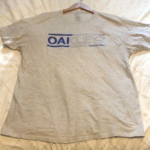 Mens Oakley tee